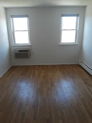 Rented by Owner | media 45