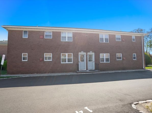 1131A Valley Rd, Wayne, NJ 07470
