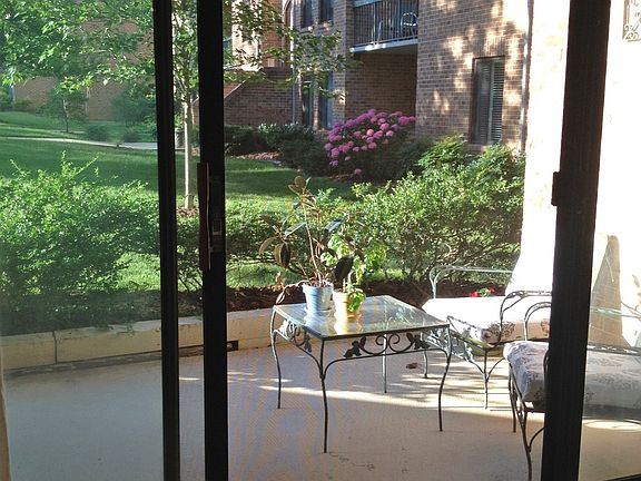 4th image of 11315 Commonwealth Dr #11315