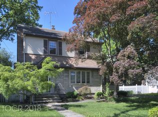 78 Goffle Hill Rd, Hawthorne, NJ 07506