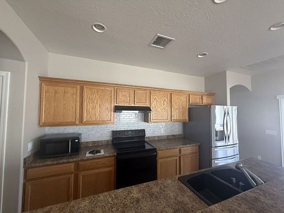 4th image of 5123 E Hermosa Dr