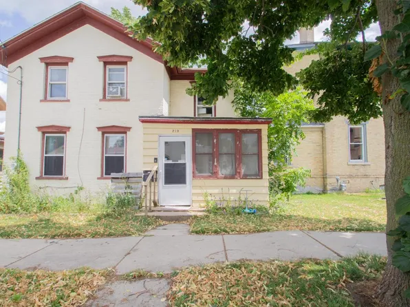 219 North Water STREET, Watertown, WI 53094