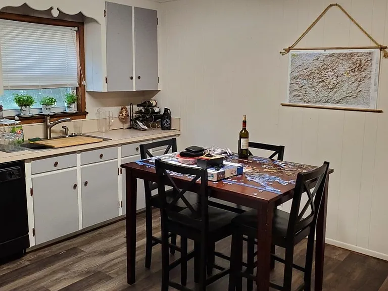 253 S Edisto Ave — Photo 5