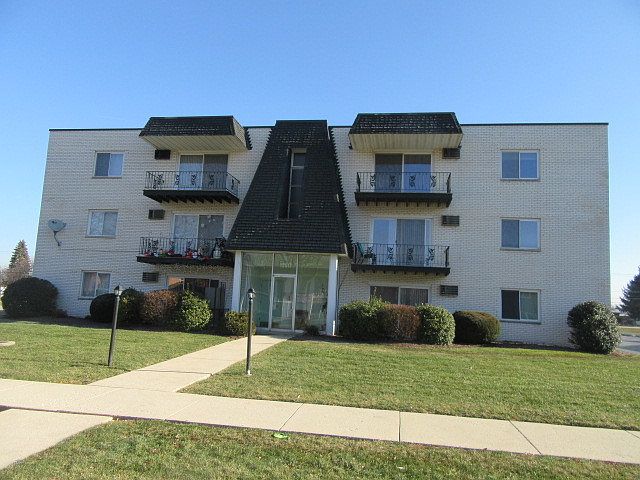 1st image of 12817 Carriage Ln APT 2