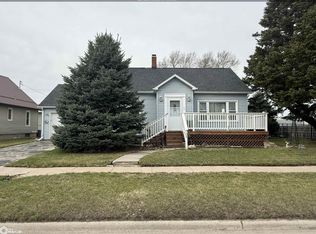 108 S Elm St, Gilman, IA