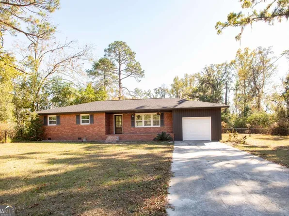 2885 Longwood Rd, Waycross, GA 31503