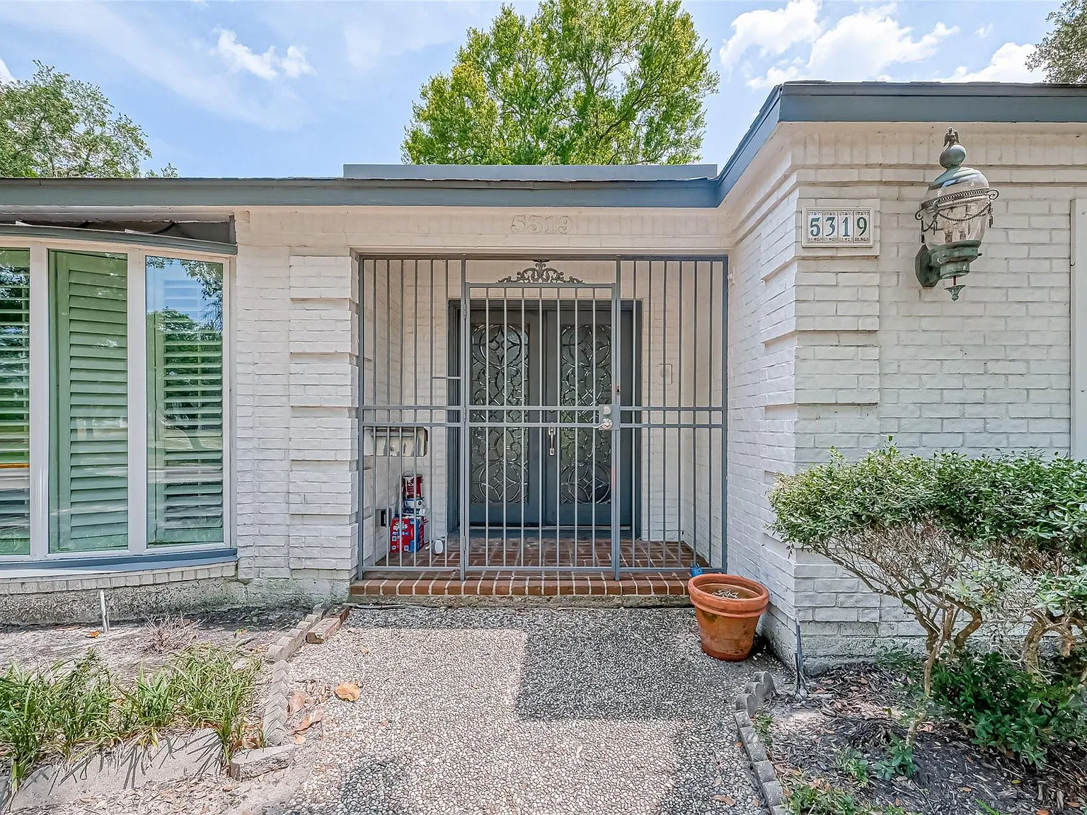 4 bed, 3.5 bath, 4320 sqft, $3,950 — Photo 4