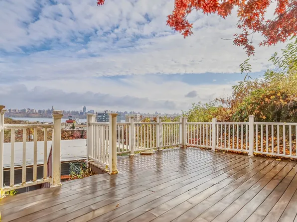 9017 Riverside Place image 21 of 26