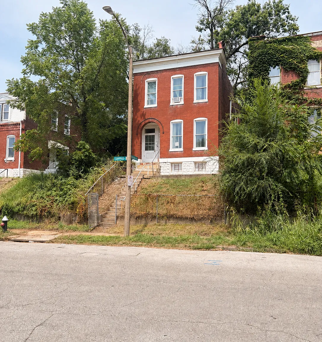 2127 Chippewa Street - 1 — Photo 1