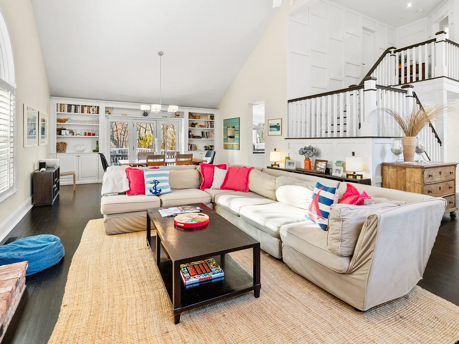 Bridgehampton 4 Br Pool Close to All — Photo 2