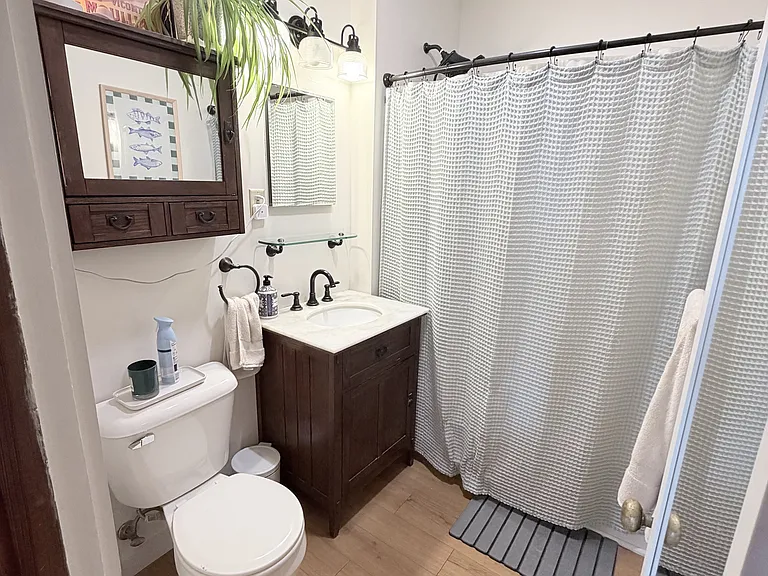 931 Jenifer St #2 — Photo 16