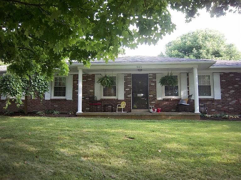 1st image of 905 Edgemont Dr