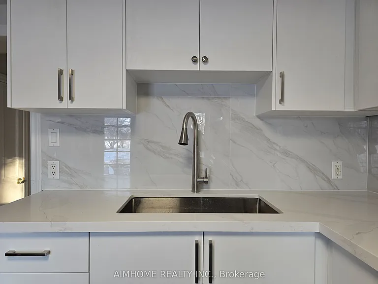 22156 Leslie St — Photo 14