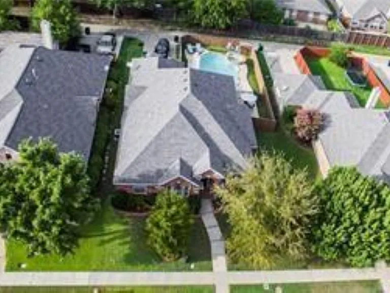 6400 Brownstone Dr — Photo 15