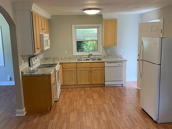 2nd image of 2638 Dellwood Ave