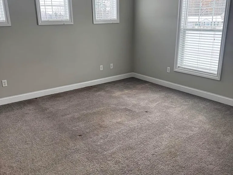 Contemporary Home Suites — Photo 16