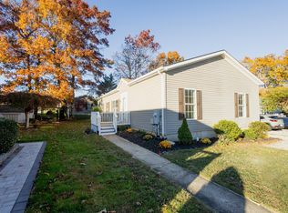 11 Maple Ct, Mays Landing, NJ 08330