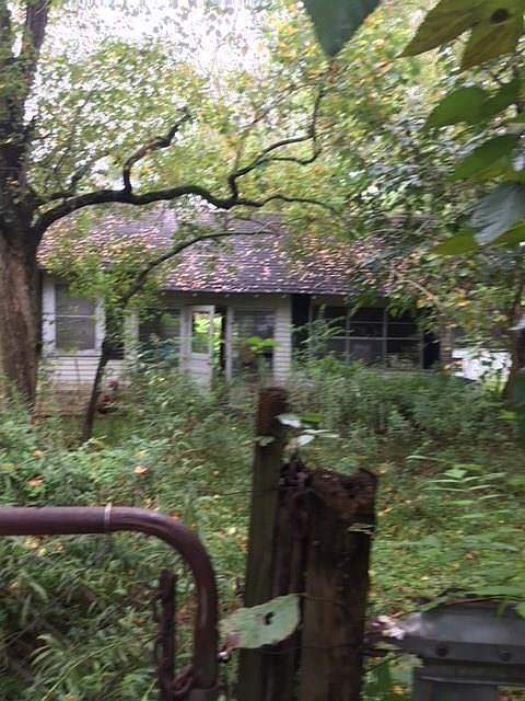 1st image of 111 Moose Dr