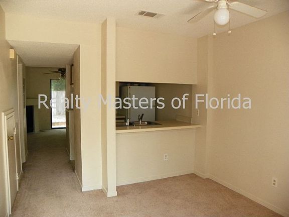 Dining room at entrance