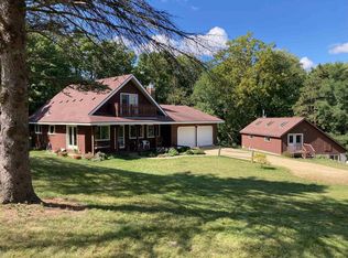 W4093 Pine Valley Rd, Belleville, WI 53508
