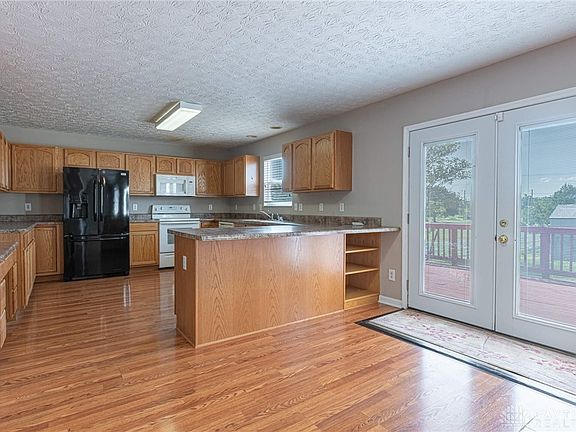 5th image of 506 Wintergreen Pl