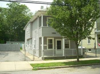 1st image of 568 1/2 Wood St