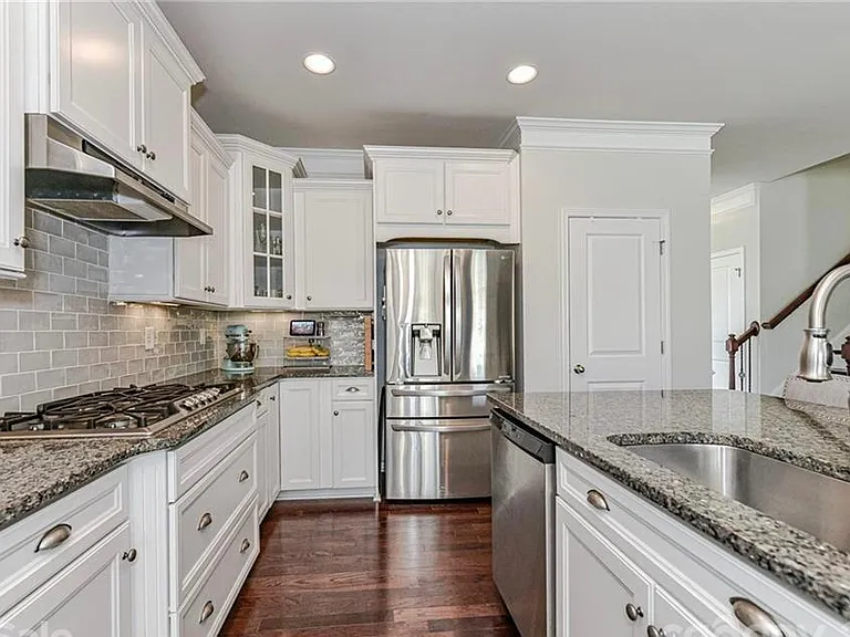 8914 Loch Glen Way — Photo 14