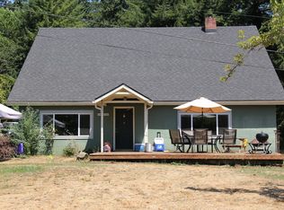 66436 Sunshine Ln, Coos Bay, OR 97420