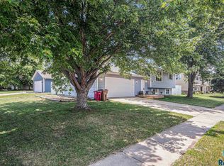 410 N Joseph Ave, Tea, SD 57064