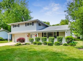 3248 Echo Ln, Northbrook, IL