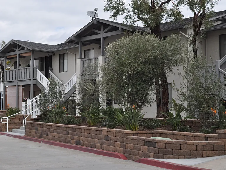 Cobblestone Park Apartments — Photo 29