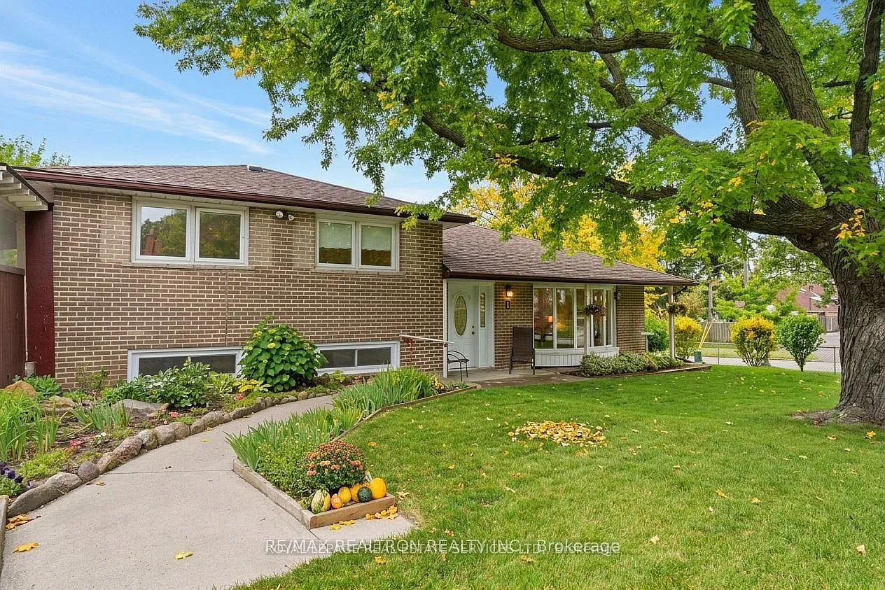 3 bed, $2,850 — Photo 2