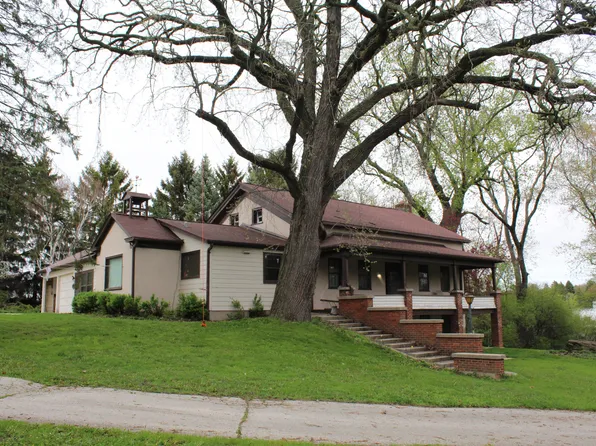 1743 Wisconsin Ave, Grafton, WI 53024