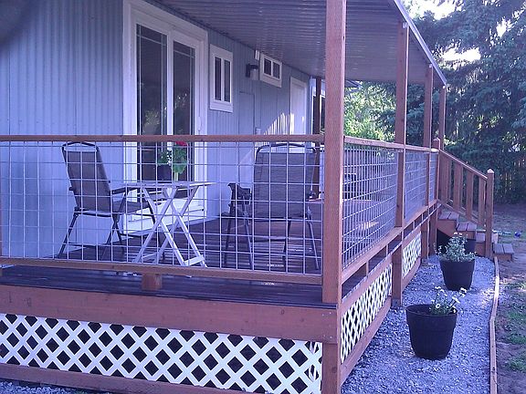 Fantastic Covered Porch Off Breakfast Nook