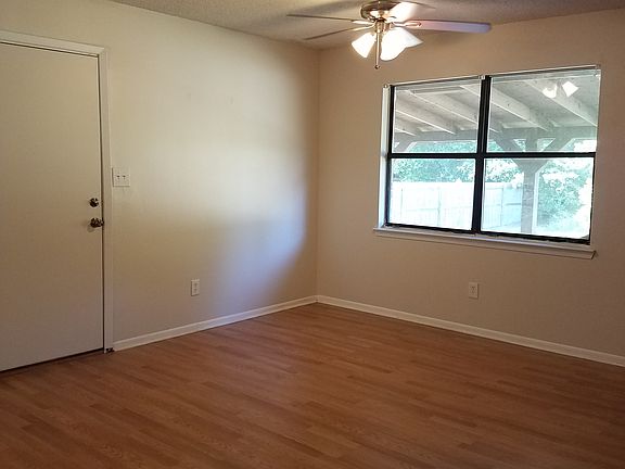 4th image of 1154 Grenelefe Dr