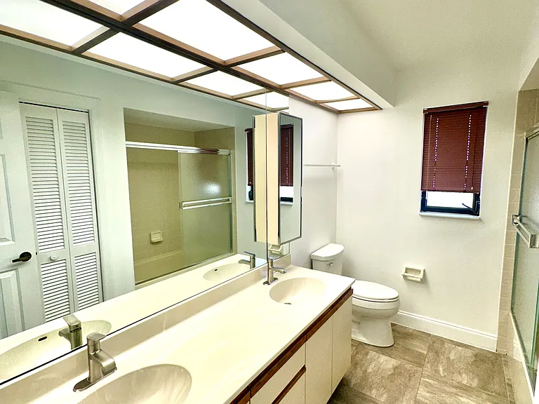 1128 Rainwood Cir — Photo 17