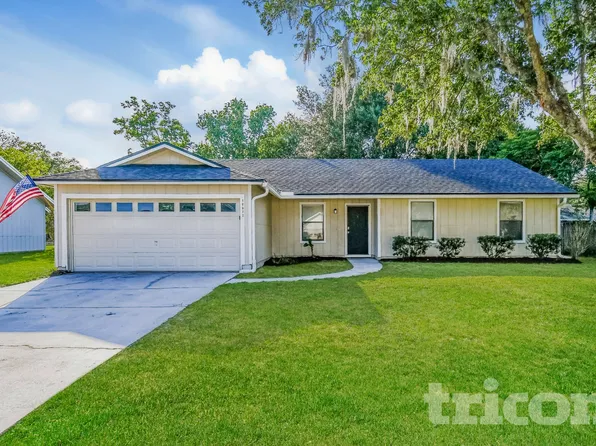 10672 Parliament Pl, Jacksonville, FL 32257
