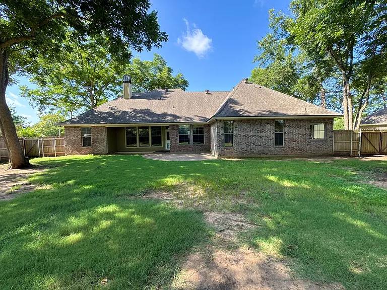 1005 Fawn Holw — Photo 12