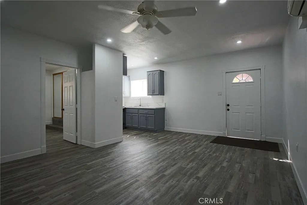 1 bed, 750 sqft, $1,950 — Photo 3