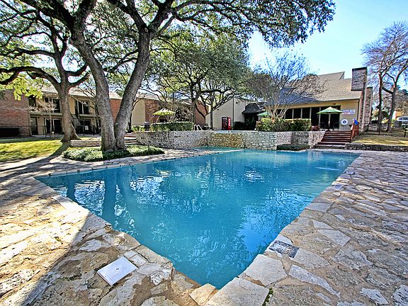 4th image of 7117 Wood Hollow Dr APT 815
