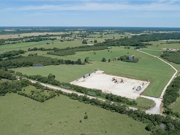 4th image of 19413 E Osr