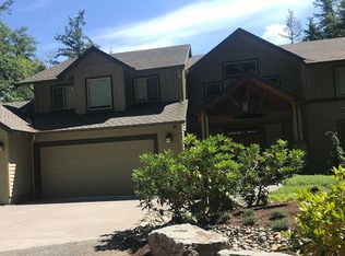 23282 E Wind Tree Loop, Rhododendron, OR 97049
