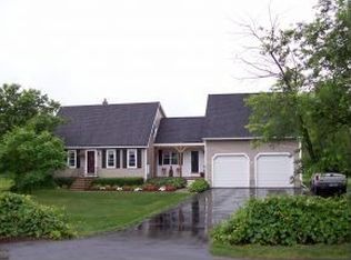 25 Cross Rd, Londonderry, NH 03053