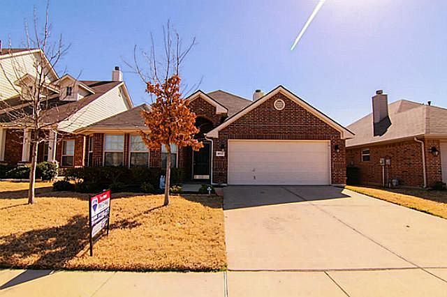 1st image of 4032 Twin Creeks Dr