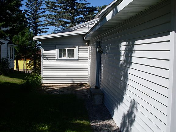 10x10 Flagstone Patio