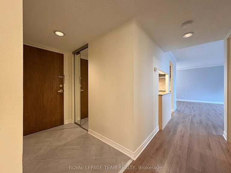 470 Laurier Ave W #1908 — Photo 23
