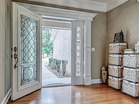 5th image of 5558 Mardis Pl E