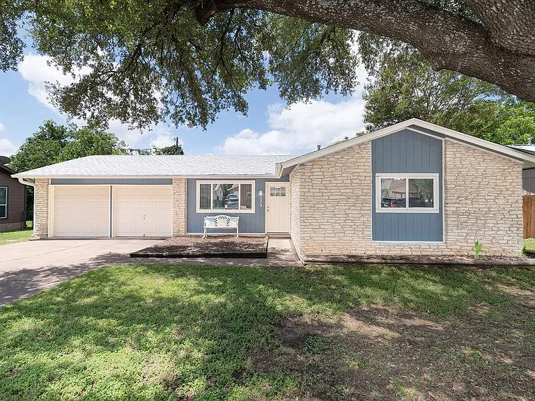 1515 Glenmeadows Dr — Photo 1