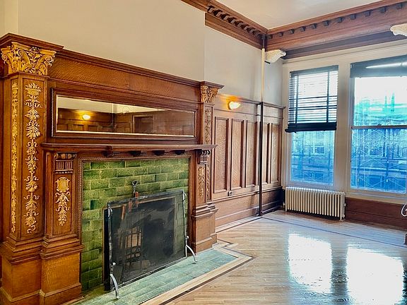 3rd image of 311 W 107th St #2R