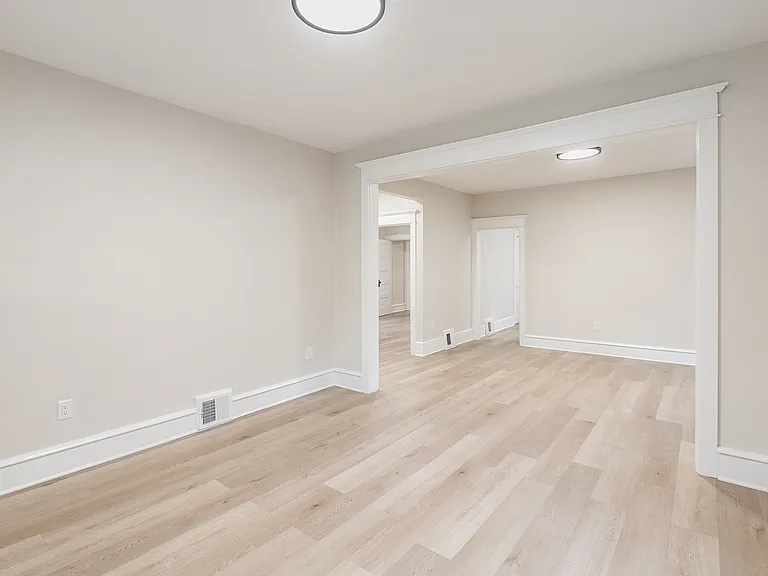 1638 Lexington Ave — Photo 6